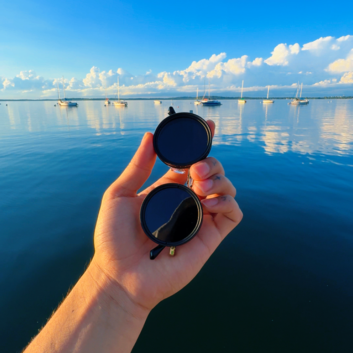 Black Lens